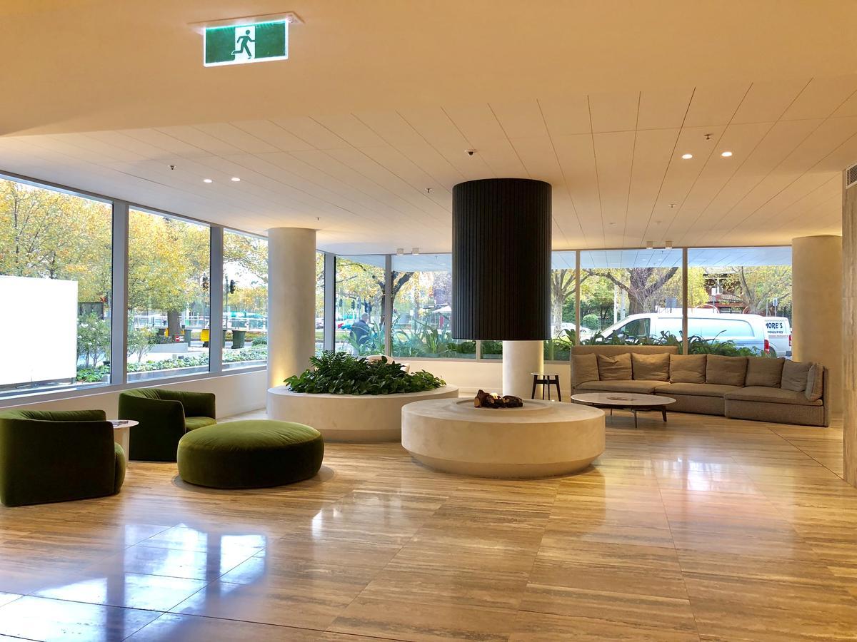 Appartamento Pride Fawkner St Kilda Rd With Gym & Pool Melbourne Esterno foto