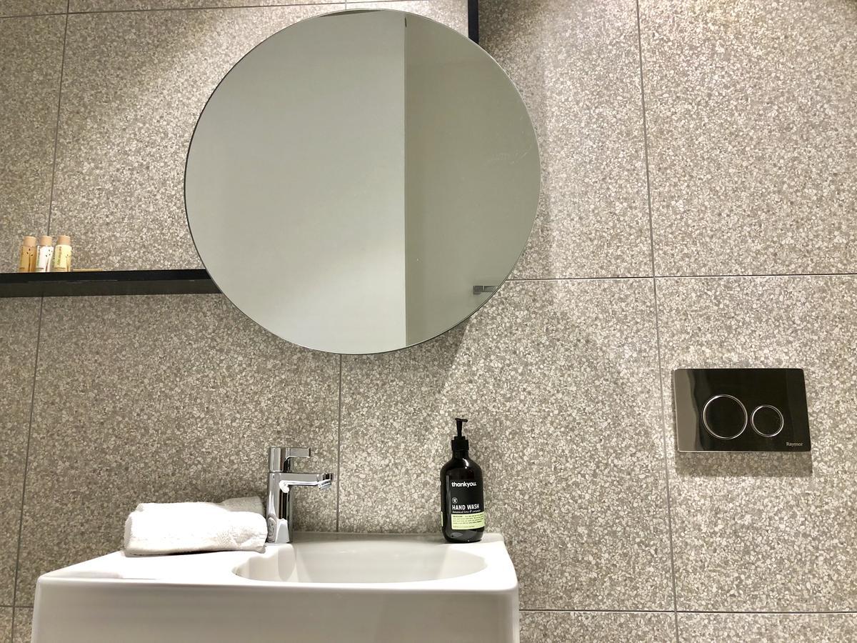 Appartamento Pride Fawkner St Kilda Rd With Gym & Pool Melbourne Esterno foto